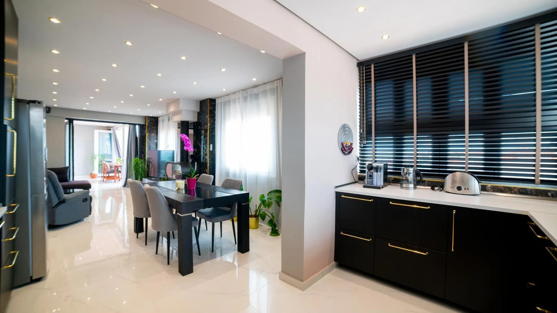 Auralux Apartment Agia Triada  Greece